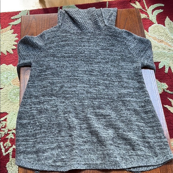 Knox Rose Grey Cowl Neck Fringe Sweater Large - Picture 9 of 13